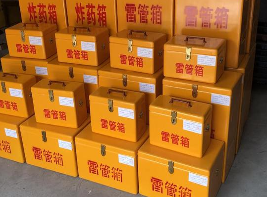 承留镇玻璃钢雷管箱的使用寿命一般是多少？